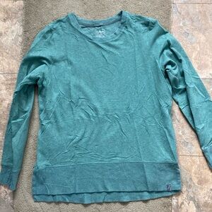 L.L. Bean Women's Teal Crew Neck Sweater